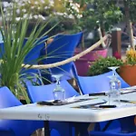 Domaine Sainte Veziane 4*