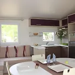 Domaine Sainte Veziane Kemp 4*