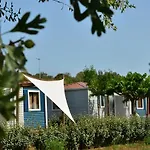 Domaine Sainte Veziane 4*