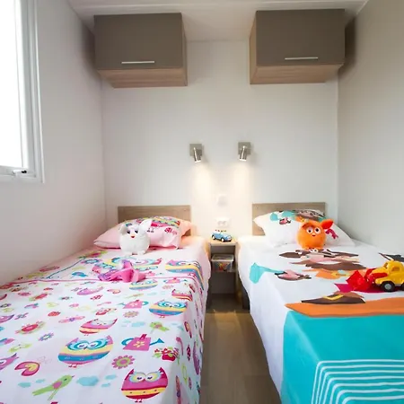 Camping Domaine Sainte Veziane Bessan