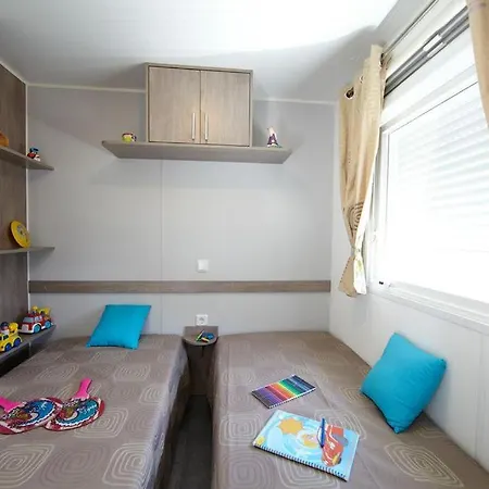 Camping Domaine Sainte Veziane Bessan