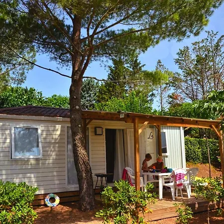 Camping Domaine Sainte Veziane
