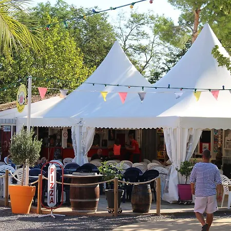 Domaine Sainte Veziane Camping 4*