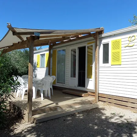 Campingplatz Domaine Sainte Veziane Bessan