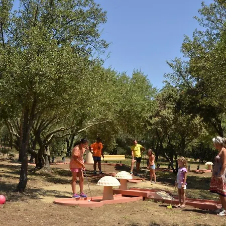 Camping Domaine Sainte Veziane Bessan
